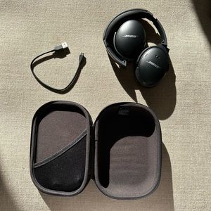 Brand New QuietComfort QC45 Bose Headphones